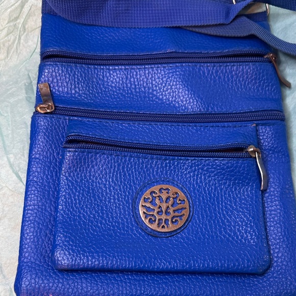 Handbags - Blue Crossbody Bag